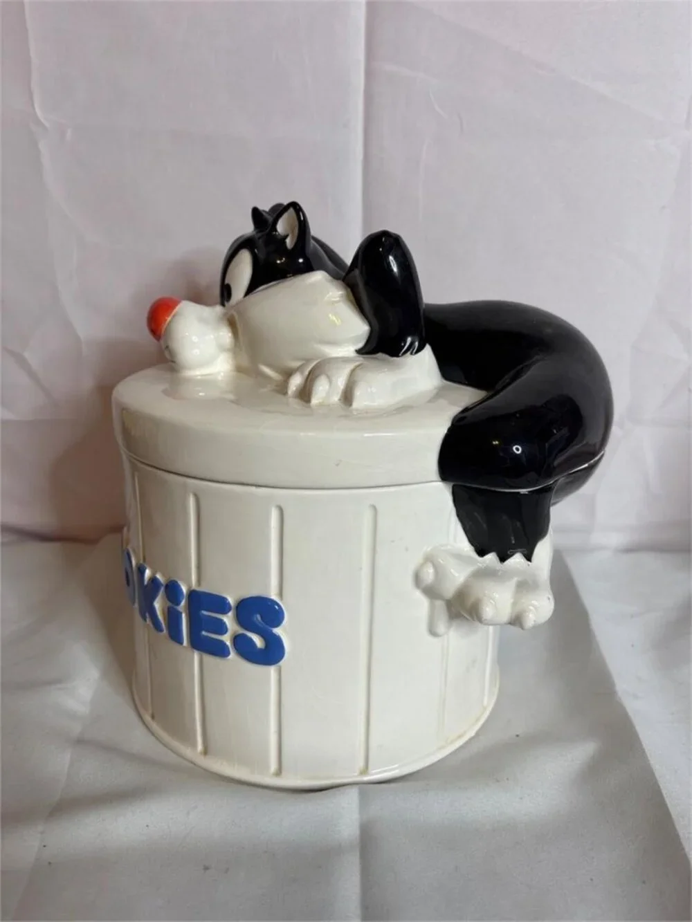 Vintage Warner Bros Sylvester the Cat Ceramic Cookie Jar Trash Can Looney Tunes